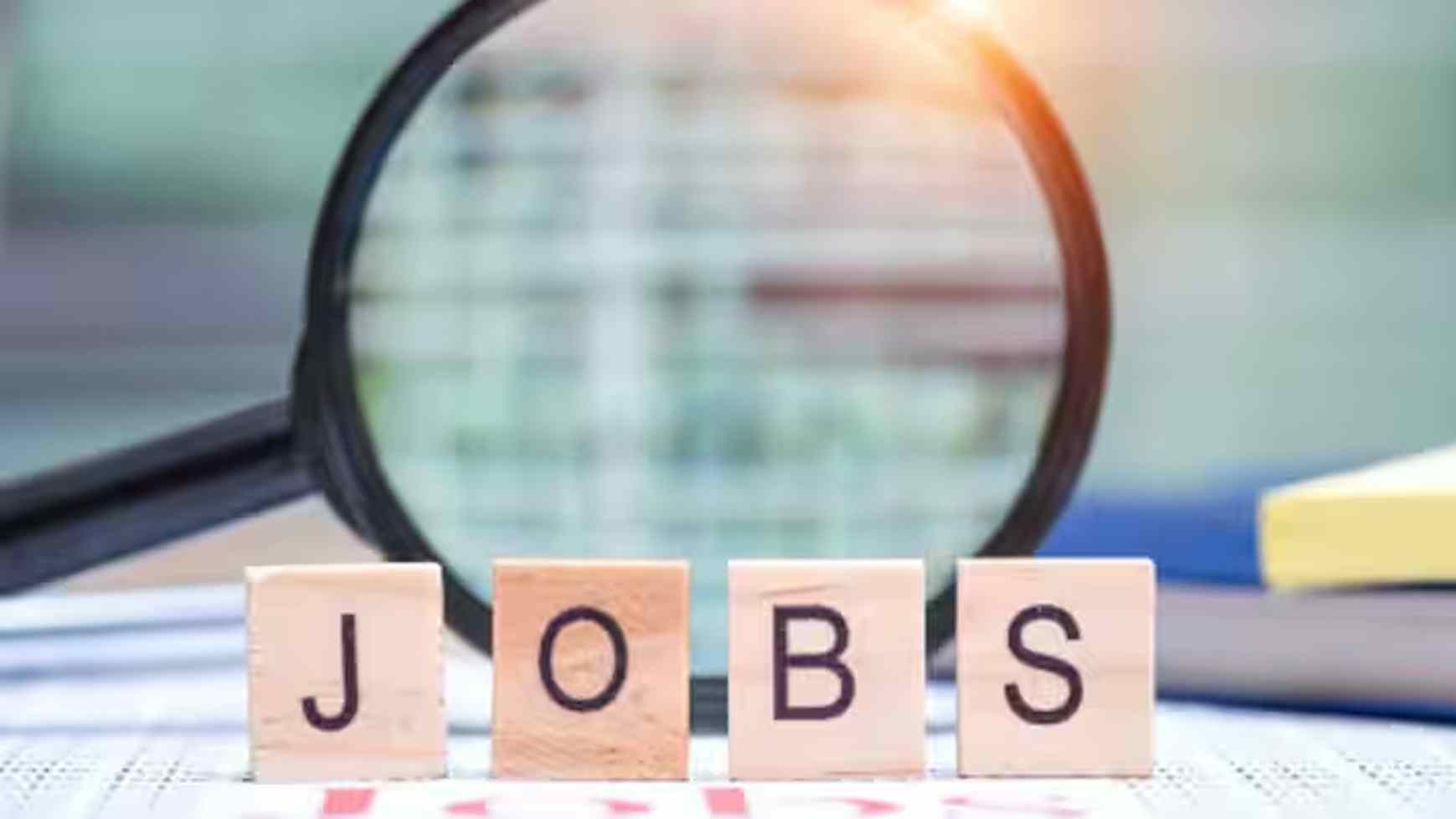 Government Jobs : આર્મી, નેવી, એરફોર્સ અને DRDOમાં બહાર પડી પાંચ મોટી ભરતીઓ