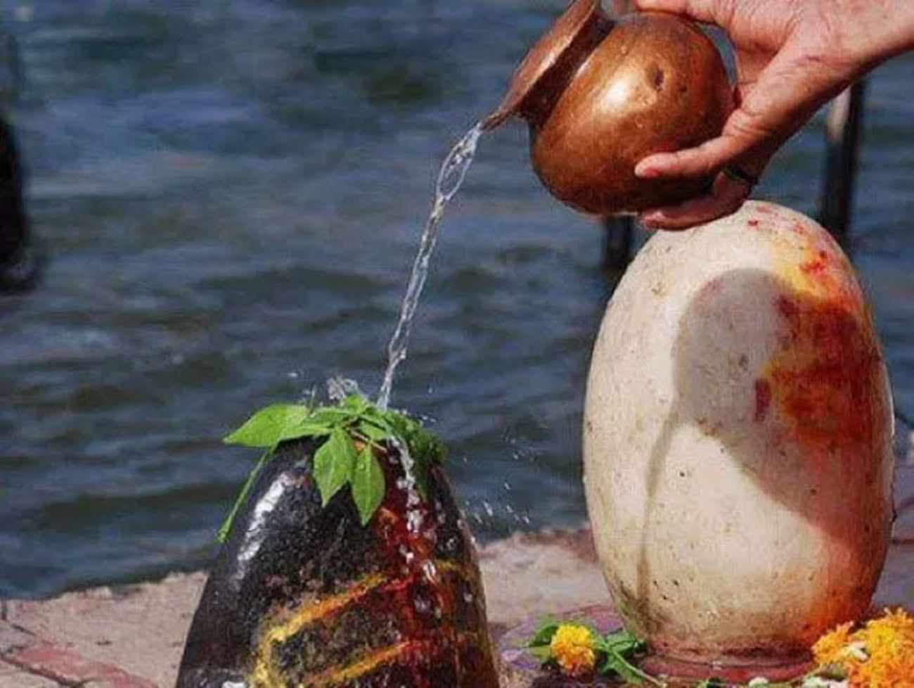 શ્રાવણમાં બીલીપત્રનું અનેરું મહત્વ, શિવલિંગની પૂજા સાથે આરોગ્યનો ખજાનો; જાણો તેના અગણિત ફાયદા