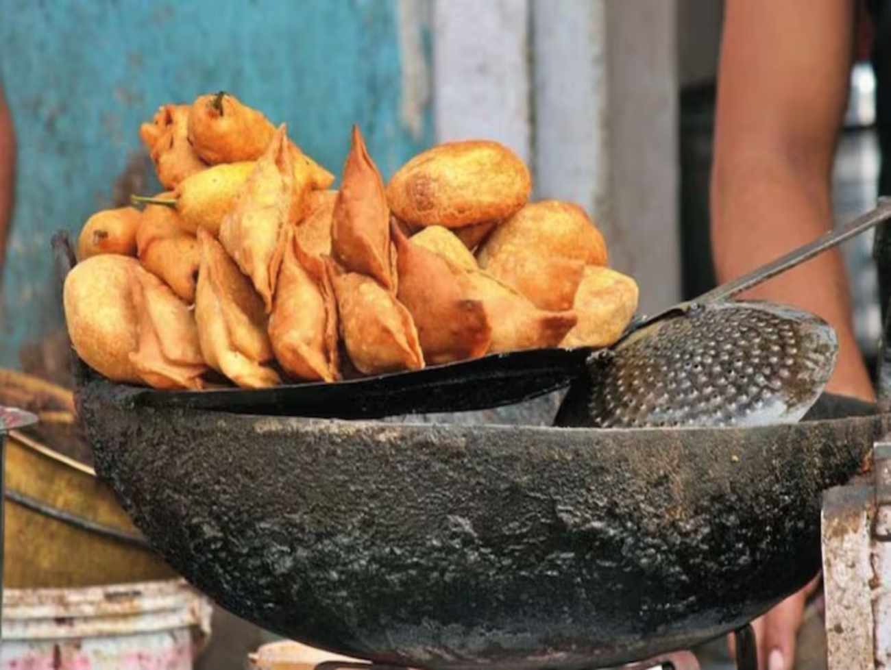 તમાકુ જેટલા જ ખતરનાક છે સમોસા, જલેબી અને લાડુ! ખાતા પહેલા સરકાર ચેતવણી આપશે, આરોગ્ય મંત્રાલયની સલાહ શું કહે છે