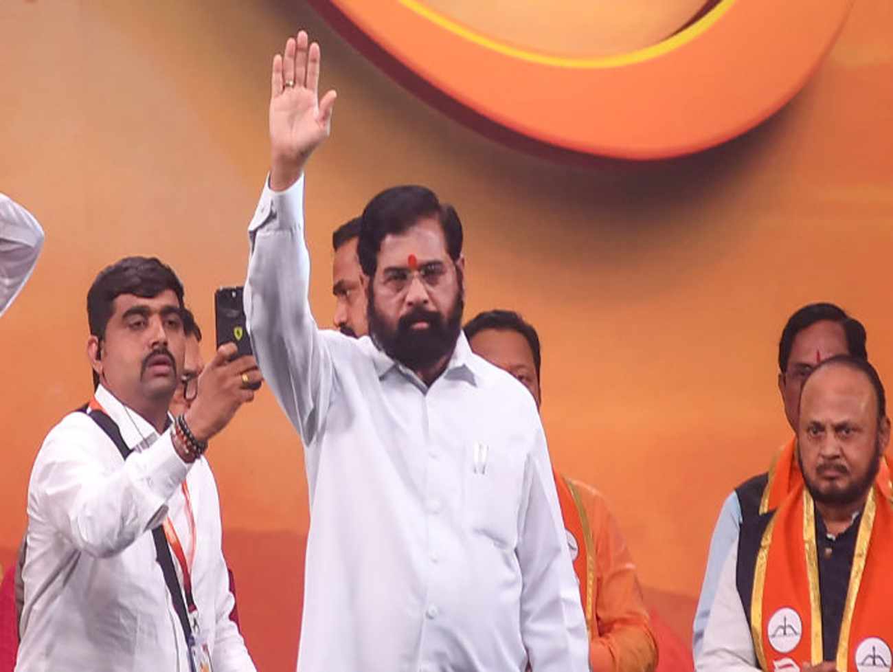 હું ચૂપ છું તો ચૂપ રહેવા દો, મને છંછેડશો નહીં..' મહાયુતિમાં ટેન્શન વચ્ચે એકનાથ શિંદેની ચેતવણી