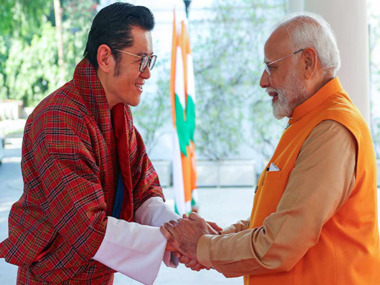 PM મોદી ભૂટાનની મુલાકાતે: હાઇડ્રો પ્રોજેક્ટના ઉદ્ઘાટન, પવિત્ર 'પીપરહવા અવશેષો'ના દર્શન કરશે