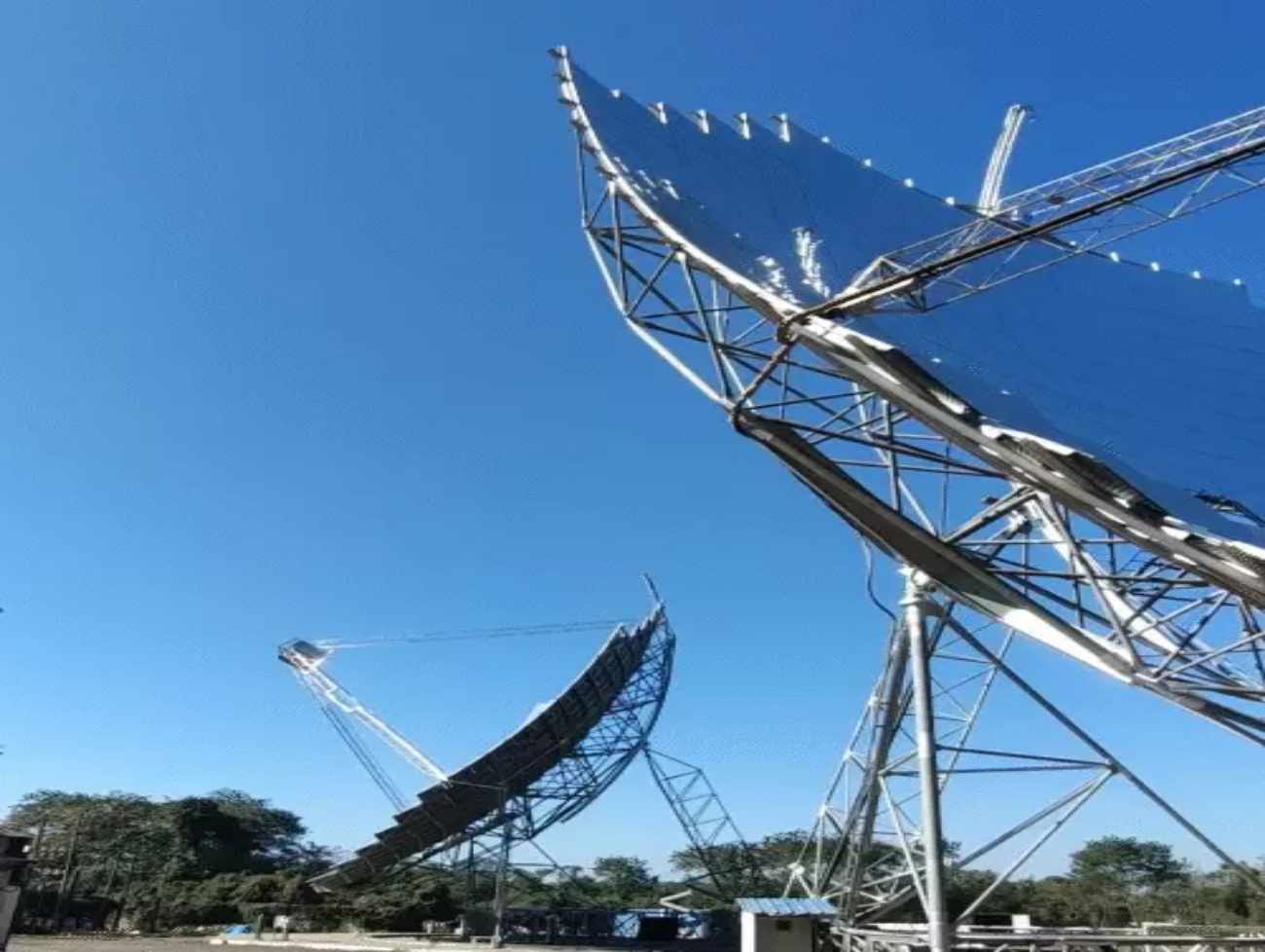 વડોદરામાં લાગી દુનિયાની સૌથી મોટી સોલર ડિશ:બે હજાર લોકોની રસોઈ બનશે,