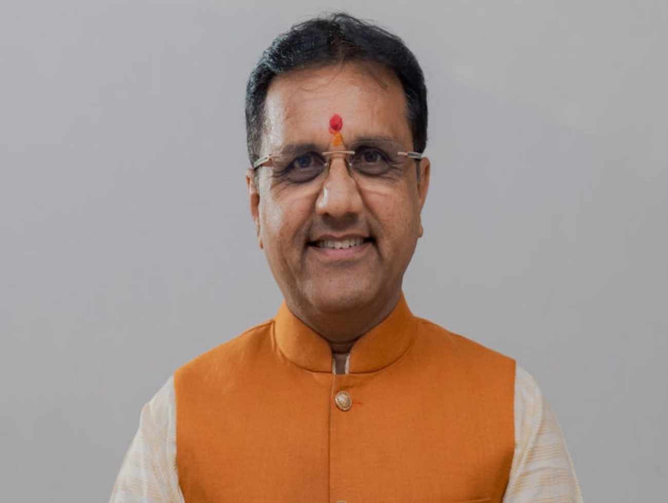 AMCના કાર્યક્રમ દરમિયાન શિક્ષણ મંત્રી પ્રદ્યુમન વાજાની તબીયત લથડી, હૃદયમાં સ્ટેન્ટ નખાવ્યું