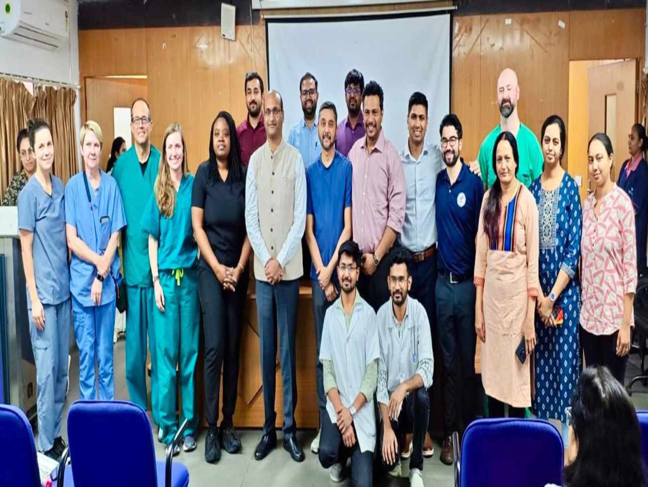 અમદાવાદ સિવિલમાં 7 બાળકોની સાપની જેમ વાંકી વળી ગયેલી કરોડરજ્જુના ઓપરેશન સફળ, નિઃશુલ્ક સર્જરી કરાઈ