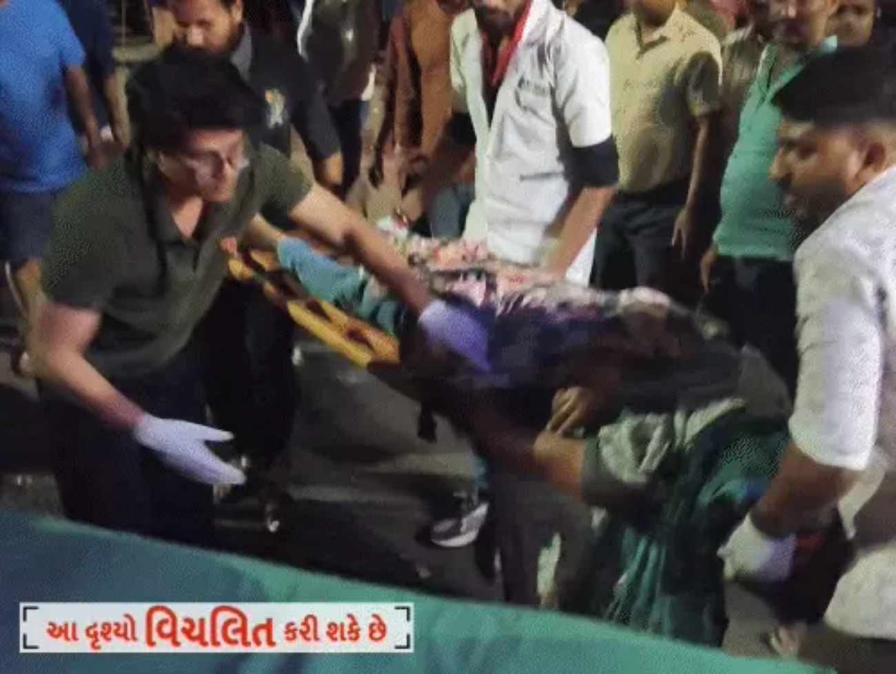 સુરત મનપાના ડમ્પરે કેમિસ્ટને કચડ્યો, માથું છૂંદાઈ જતાં મોત:મેડિકલ સ્ટોર બંધ કરી ઘરે જતો હતો ને અડફેટે લીધો,