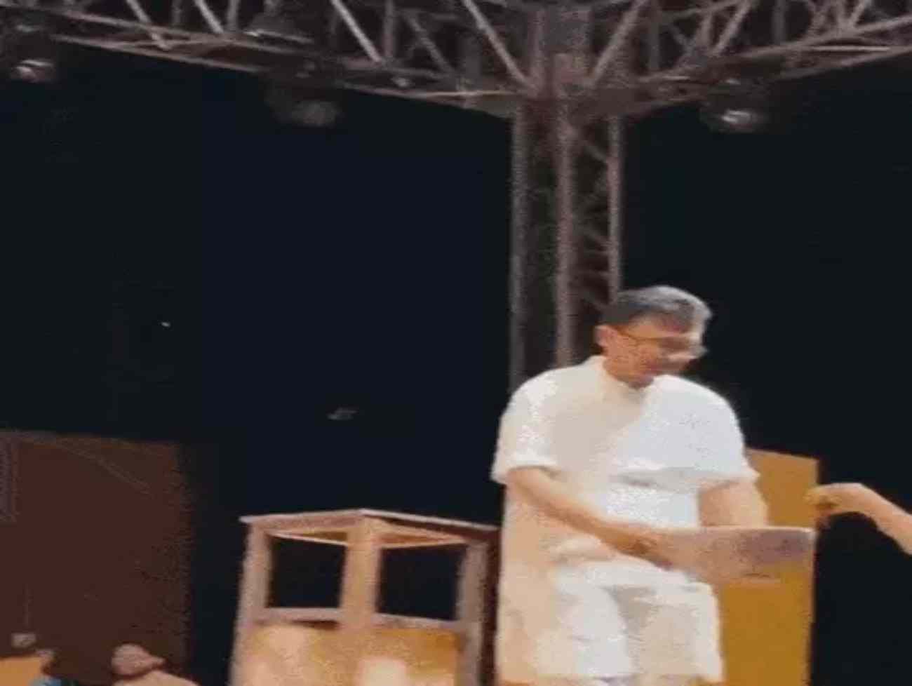 સોનાનું દાન કરવા મહિલાઓ હસતા મોઢે લાઈનમાં ઉભી રહી,જૈન સમાજને કાર્યક્રમમાં 2 કલાકમાં કરોડોનું દાન આવ્યું