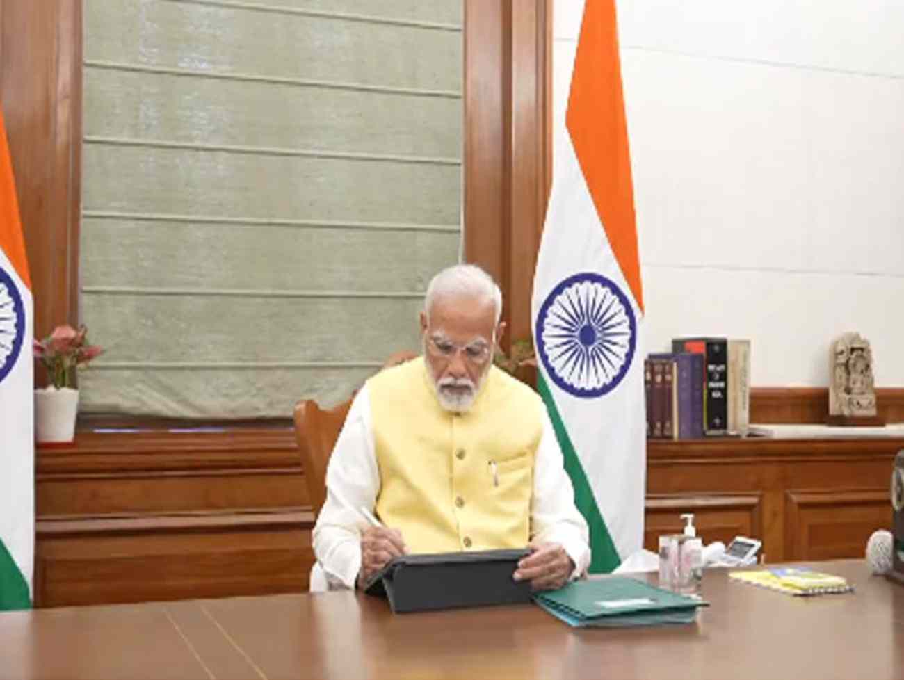 વિદેશથી પાછા આવીને PM Modi એ બોલાવી 'ઈમરજન્સી બેઠક', મંત્રીઓને દિલ્હી ન છોડવા ફરમાન