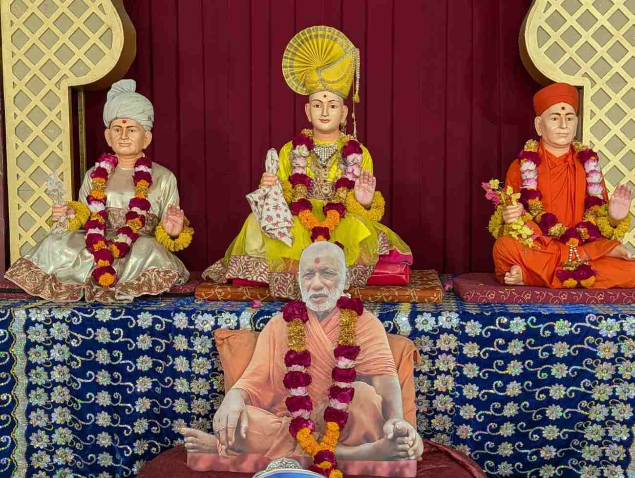 મણિનગર કુમકુમ મંદિરના સંતો લંડન પ્રવાસ પૂર્વે ૧૫ દિવસ વહેલા ‘ધારણા-પારણા’નું કઠોર વ્રત શરૂ કરશે