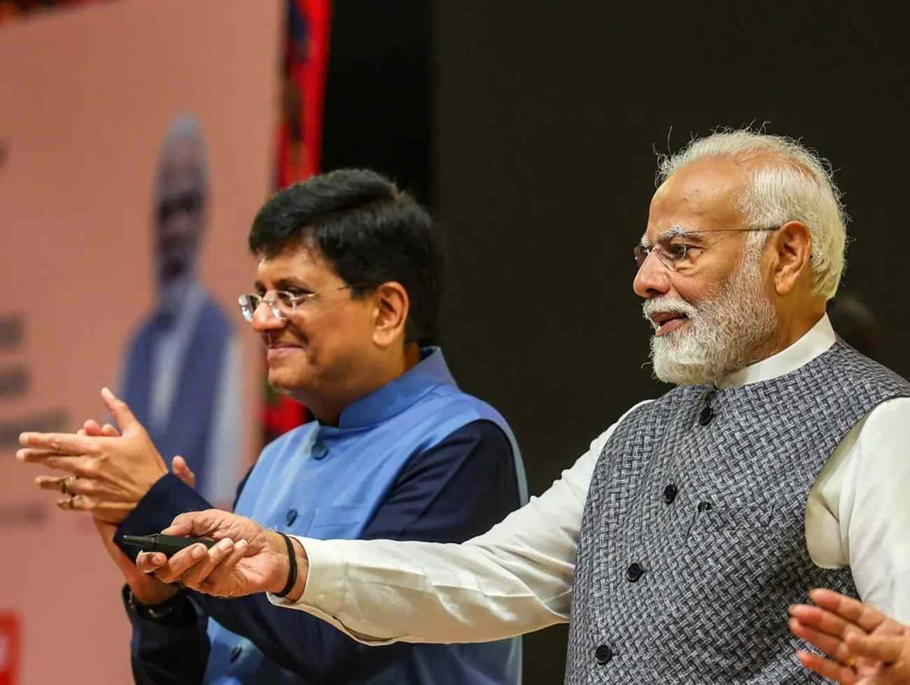 ભાજપની ટીમમાં આ મંત્રીની એન્ટ્રીએ વધાર્યુ સસ્પેન્સ, શું કેબિનેટ માંથી આપશે રાજીનામું ?