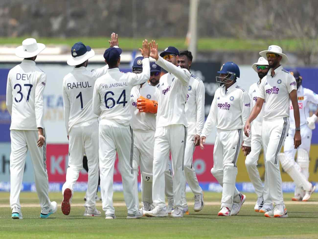 IND vs SL 1st Test Day 3 LIVE:  શ્રીલંકા 284 રનમાં ઓલઆઉટ, ટીમ ઈન્ડિયા 178 રનની લીડ ધરાવે