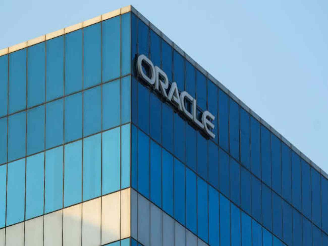 Oracle Layoffs: AI અને Cloud બિઝનેસમાં તેજી વચ્ચે Oracleમાં છટણી, ખર્ચ ઘટાડવા વર્કફોર્સ રિસ્ટ્રક્ચરિંગ