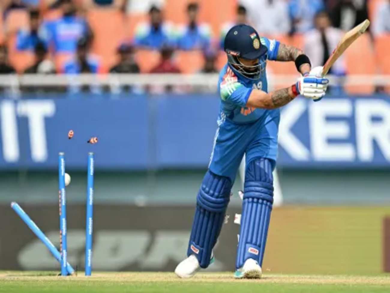 IND vs WI: 14 વર્ષ બાદ ફરી ક્લીન બોલ્ડ થયો વિરાટ કોહલી, વેસ્ટ ઈન્ડિઝ સામે ગોલ્ડન ડકથી યાદ આવ્યું 2012નું પાકિસ્તાન કનેક્શન